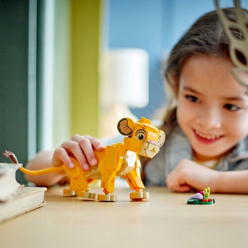 Disney el Rey León: Simba Cachorro Regalo 43243 Lego