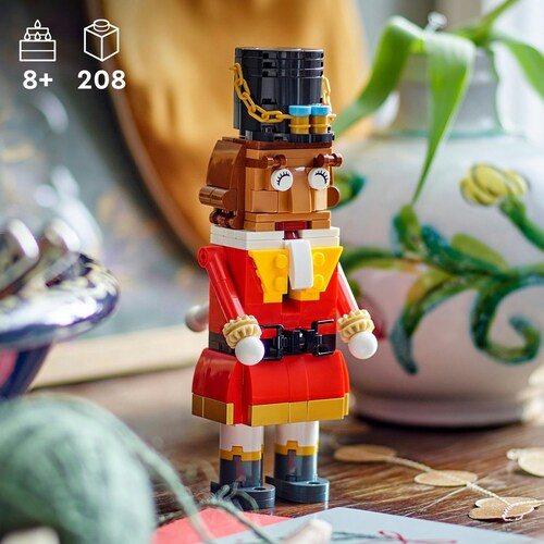 Figura Cascanueces Lego