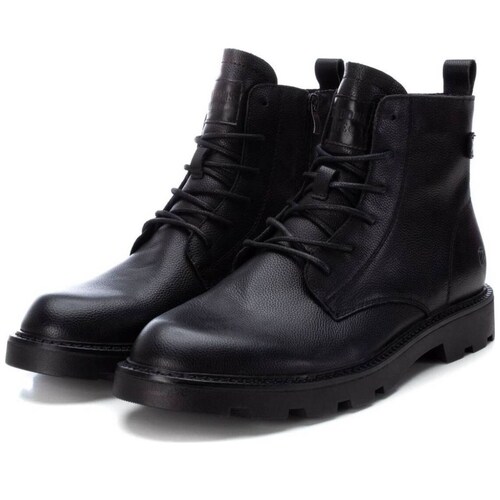 Bota Diseño Liso con Agujetas para Hombre Xti