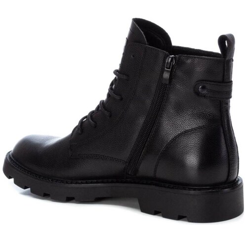 Bota Diseño Liso con Agujetas para Hombre Xti