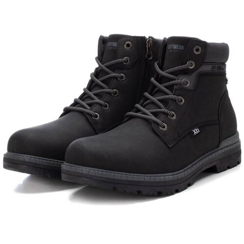 Bota Diseño Liso con Agujetas para Hombre Xti