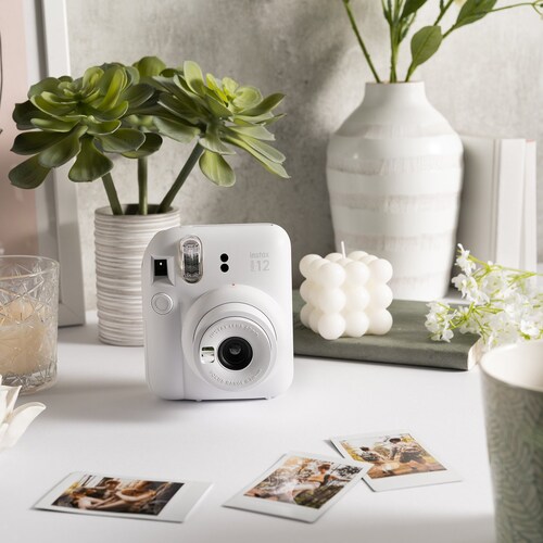Paquete Cámara Fujifilm Mini 12 Blanca + Accesorios