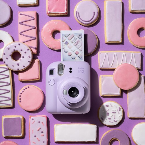 Paquete Fujifilm Instax Mini 12 Lila Mas Accesorios