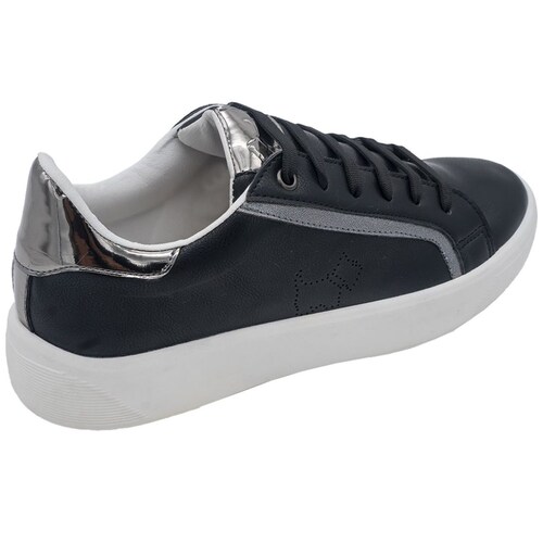 Tenis Negro con Agujeta para Mujer Ferrioni