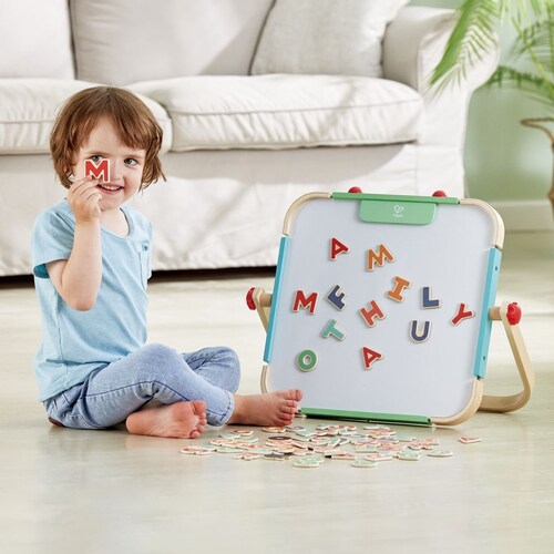 Set de Figuras Letras Magnéticas Hape
