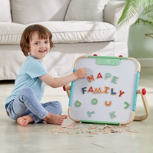 Set de Figuras Letras Magnéticas Hape