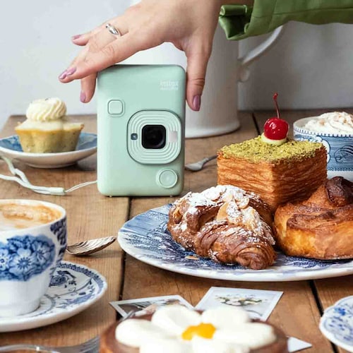 Cámara Fujifilm Instax Mini Liplay Verde