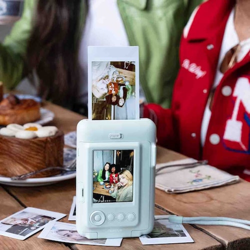 Cámara Fujifilm Instax Mini Liplay Verde