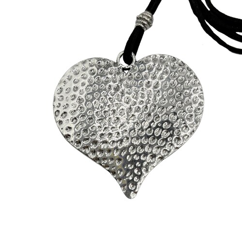 Choker Corazón Martillado Aktuales