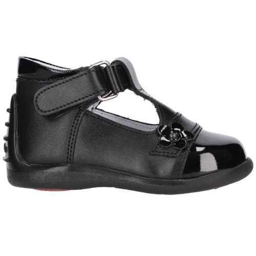 Zapato Aplicación Charol Andanenes para Niña
