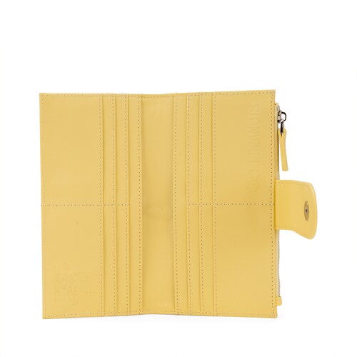 Billetera Cloe Woodstock Peanuts Flap Color Amarillo para Mujer
