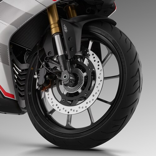 Motocicleta Qjmotor Srk 25R 250Cc Negra