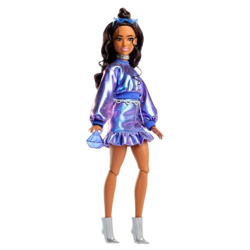 Muñeca Barbie Fashionista con Cabello Castaño Y Conjunto Azul