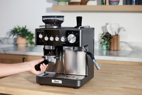 Cafetera Perfect Brew con Molino Oster