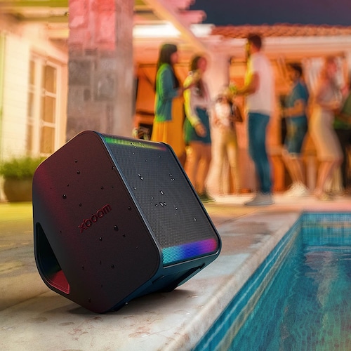 Bocina Bluetooth Stage 301 By Will.i.am Portátil Ipx4