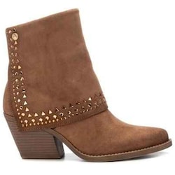 botin-cowboy-xti-con-aplicaciones-para-mujer