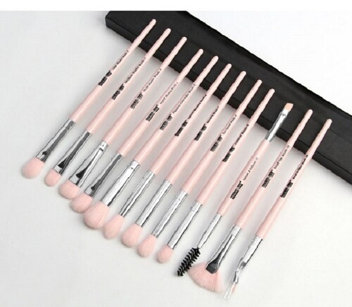 Maquillaje Kit De 12 Brochas Profesionales Rosas, Mangee 