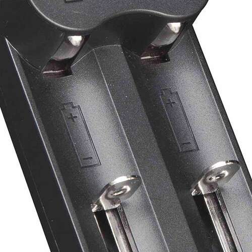 Cargador De BaterÃ­as Con Cable Usb Mc-208