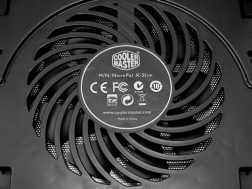 Base Cooler Master NotePal X-Slim Con Ventilador Para Laptop De 9" a 17" R9-NBC-XSLI-GP
