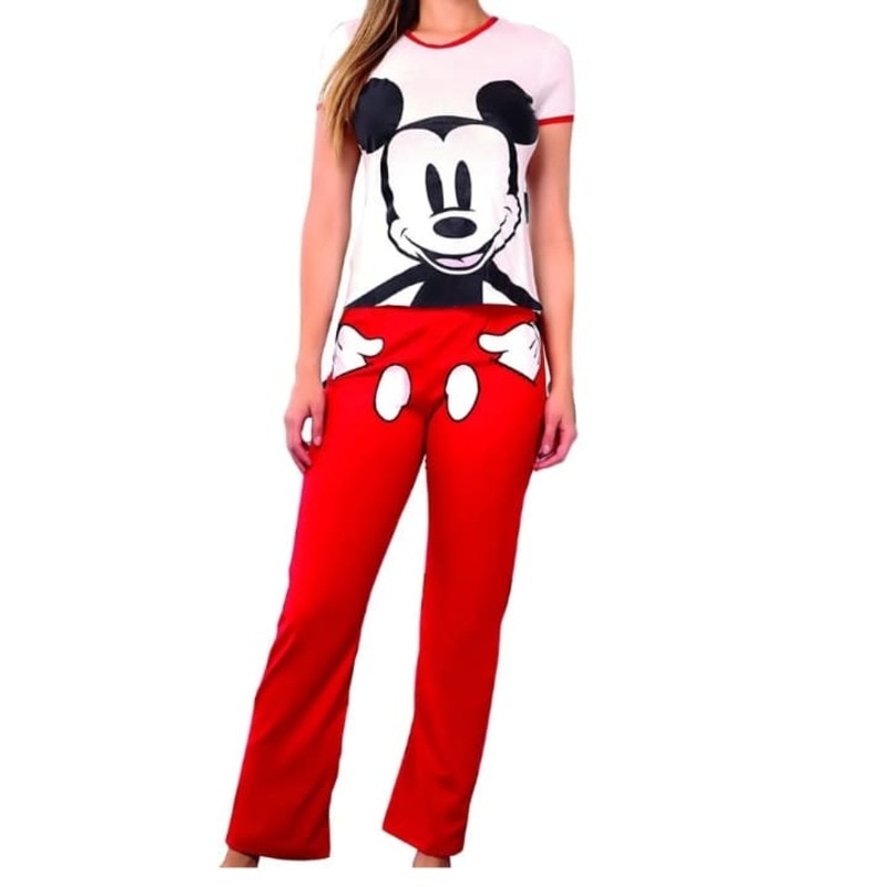 Pantalon rojo discount con blusa blanca