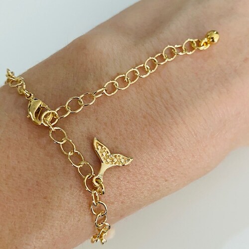 Pulsera con Estrella y Cola de Delfin-Baño de Oro 18K -Dorado.