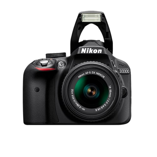 Cámara Nikon D3300 (AF-S 18-55mm 3.5-5.6G VR II) (Reacondicionado Grado A)