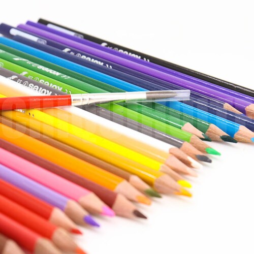 Colores Acuarelables 24pzas Triangulares Kores