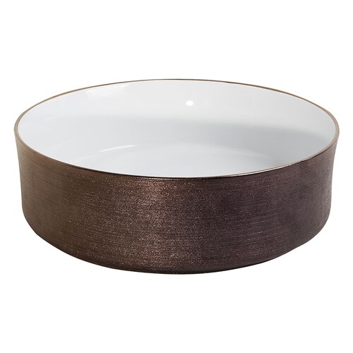 Lavabo Cerámico para Baño KRA, forma circular en color cobre, acabado con líneas horizontales. De sobreponer, con diseño europeo ideal para todo tipo de baños. Dimensiones 36.0 x 36.0 x 12.5 cms. (base x altura x profundidad)