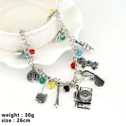 Pulsera Stranger Things Dijes modelo 1 