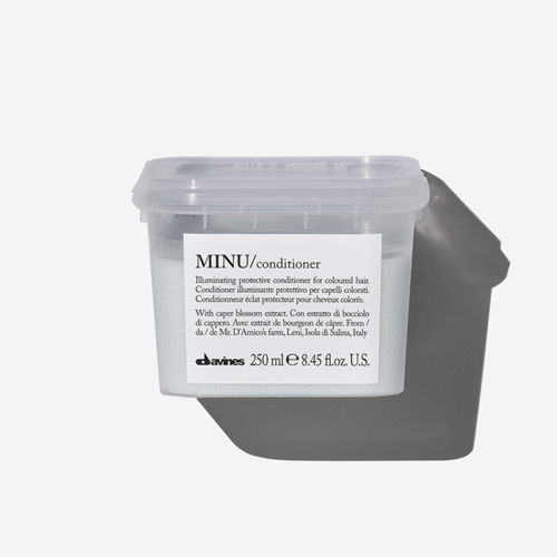 Davines Minu Conditioner, Acondicionador que protege e hidrata el cabello teñido, 8.45 fl. oz 250 ML
