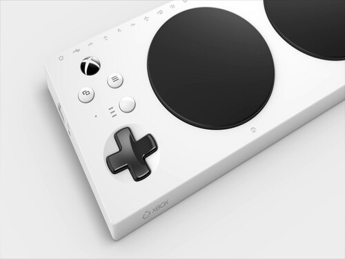 XBOX ONE ADAPTIVE CONTROLLER .