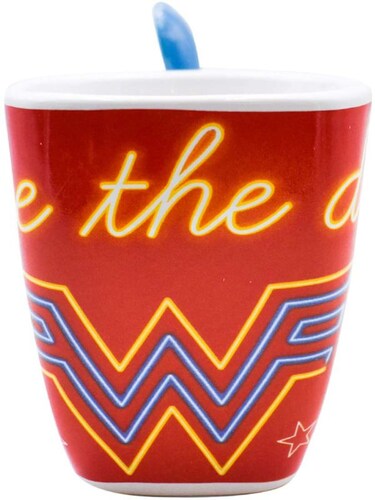 Taza Mujer Maravilla Para Café Con Cuchara Wonder Woman 