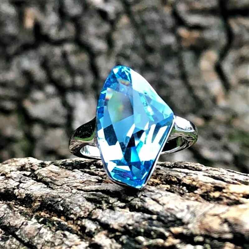 Anillo best sale swarovski azul