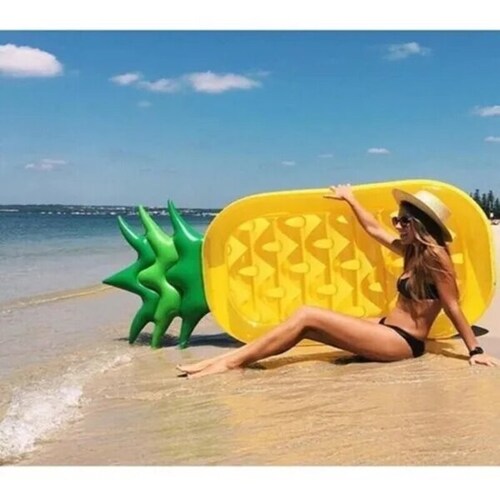 Paquete Inflable Piña con Capsula Roja y Dona Salvavidas Con Brillos