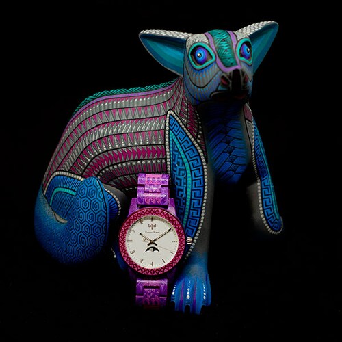 Reloj Alebrije by Tonas Wood Unisex Color Rosa con Morado Kin 