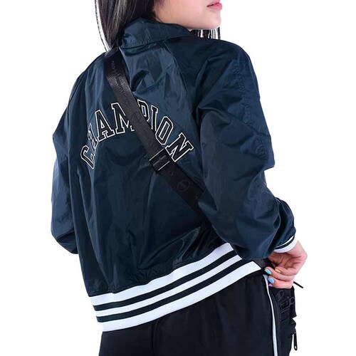 Chamarra Champion Mujer Casual Jacket Negro 25190109041BLK