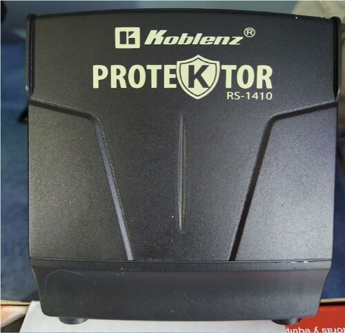Regulador SUPRESOR DESCARGAS ELECTRICAS KOBLENZ 00-1599-00-0 Negro 1410VA 700W PC MAC TV PANTALLA