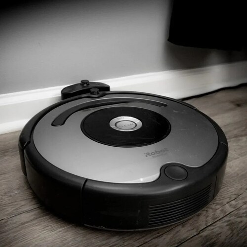 Aspiradora Robot iRobot Roomba 677 Con Wifi Silver