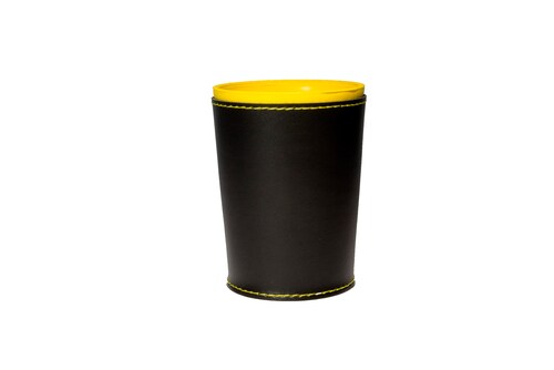 Cubilete Profesional con 5 Dados Poker. Vaso Estriado Color Amarillo