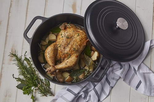 Horno Holandés de Hierro Fundido 5.7 Litros Esmaltado ( Olla ) Victoria