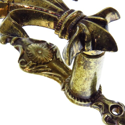 Dx11L Denix Flor Lis Soportes De Pared Para Espada Rifles.