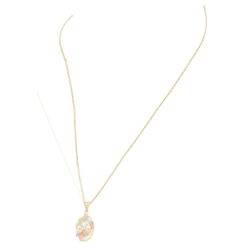 Medalla (Sin Cadena) Oro 18k Laminado #125 Forma Oval Primera Comunión Niño Recibiendo Eucaristía Estilo Florentino Alto 1.2 cm Diámetro 1 cm