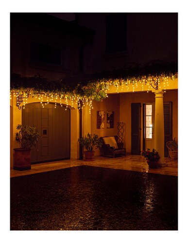 Serie Navideña Cascada Luces Led 15 Metros 700 Leds Interior/ Exterior - Blanco Calido