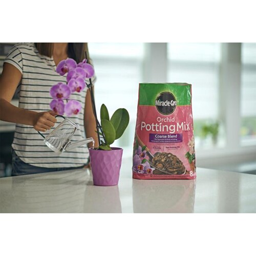 MIRACLE-GRO® TIERRA PREPARADA PARA ORQUÍDEAS 8KG