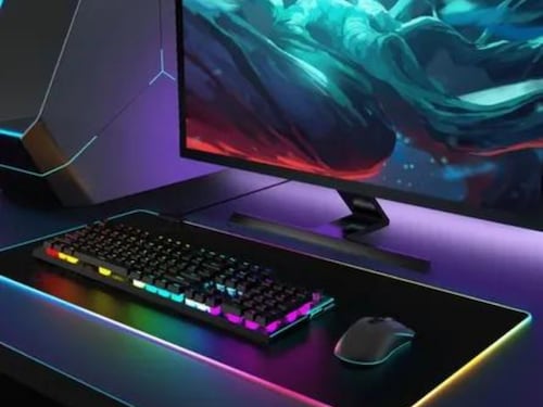 Mouse Pad Gamer RGB extra grande Antideslizante Base 90x40x4 luz led integrada funcion de memoria decoracion perfecta video gamer tapete pc.