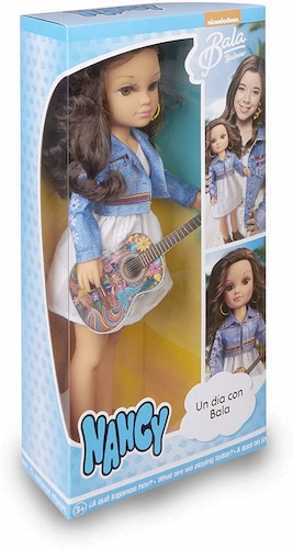 Nancy Influencer Un Día Con Bala 45cm Altura Con Guitarra 
