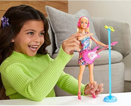 Barbie Big City, Big Dreams Muñeca Malibu con música