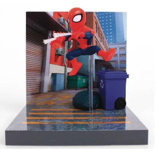 Figura Marvel Avengers Spiderman Con Escenario Superama