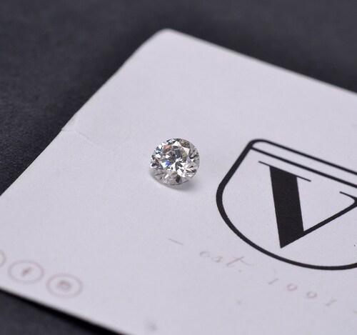 Diamante Moissanita Corte Redondo 0.5ct 5mm, Certificado Gra.