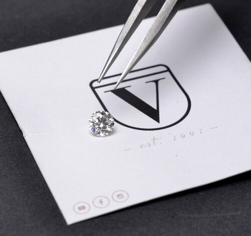Diamante Moissanita Corte Redondo 0.5ct 5mm, Certificado Gra.